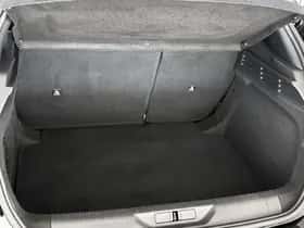 Peugeot 308 (2024) thumbnail 8