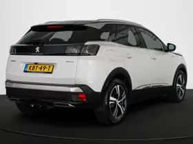 Peugeot 3008 (2022) thumbnail 3