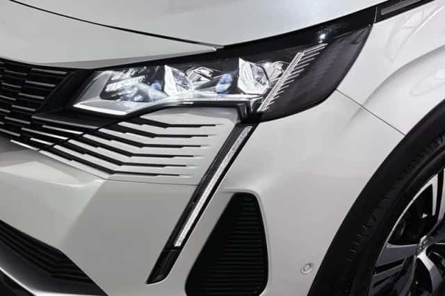 Peugeot 3008 (2022) thumbnail 22