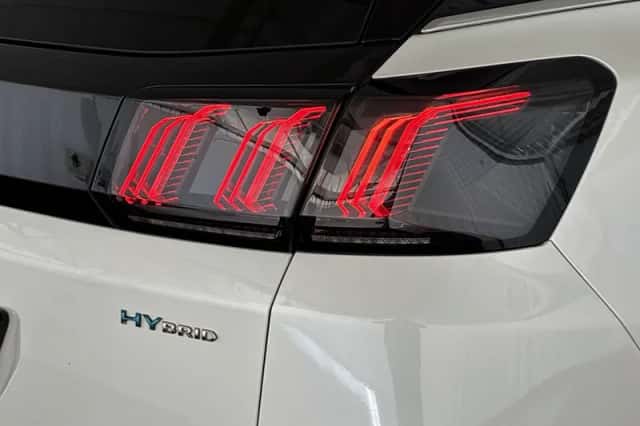 Peugeot 3008 (2022) thumbnail 24
