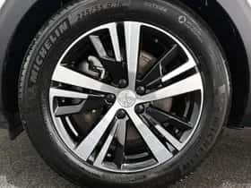 Peugeot 3008 (2022) thumbnail 25