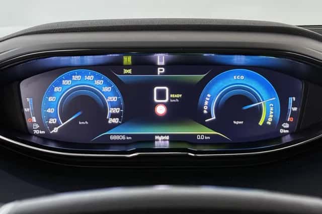 Peugeot 3008 (2022) thumbnail 32