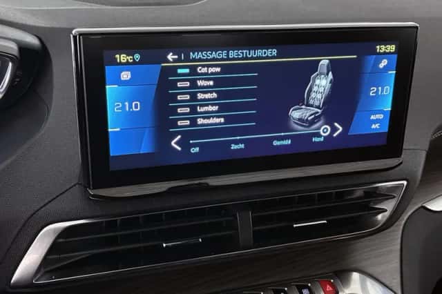 Peugeot 3008 (2022) thumbnail 39