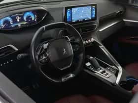 Peugeot 3008 (2022) thumbnail 5