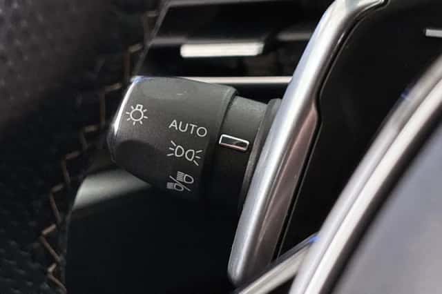 Peugeot 3008 (2022) thumbnail 43