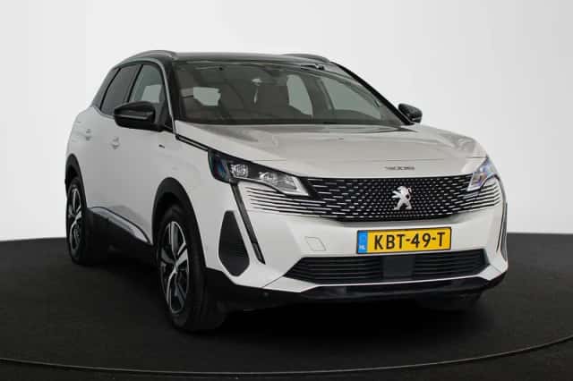 Peugeot 3008 (2022) thumbnail 2