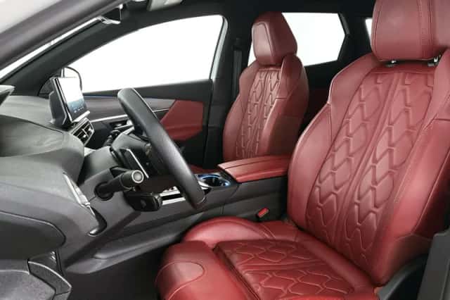 Peugeot 3008 (2022) thumbnail 6