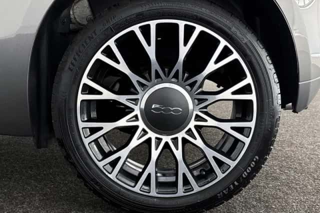 Fiat 500 (2023) thumbnail 22