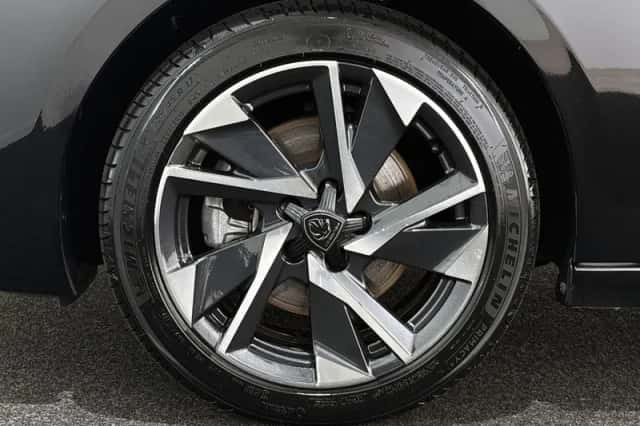 Peugeot 308 (2024) thumbnail 18