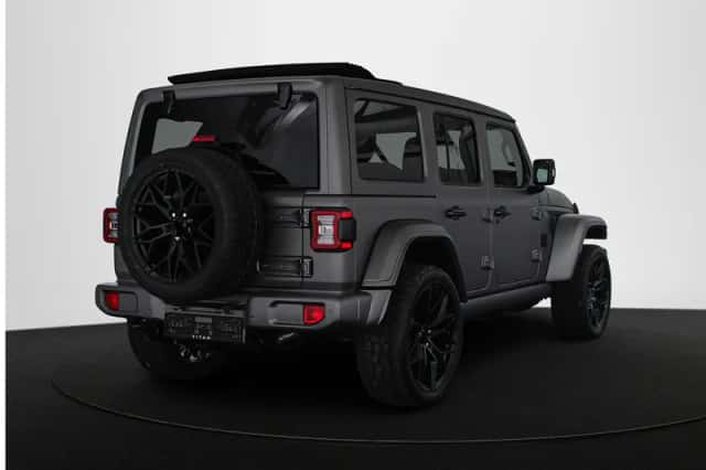 Jeep Wrangler (2025) thumbnail 3