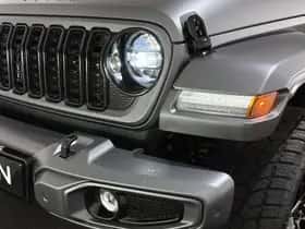 Jeep Wrangler (2025) thumbnail 22