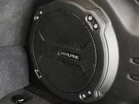 Jeep Wrangler (2025) thumbnail 23