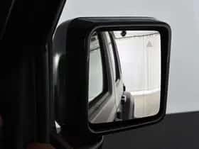 Jeep Wrangler (2025) thumbnail 29