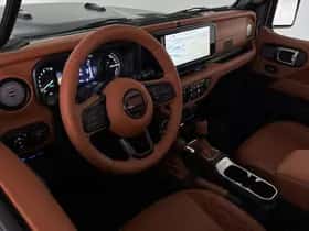 Jeep Wrangler (2025) thumbnail 5
