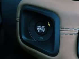 Jeep Wrangler (2025) thumbnail 48