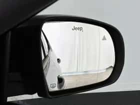 Jeep Compass (2022) thumbnail 28