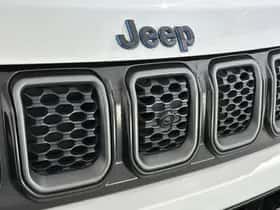 Jeep Compass (2022) thumbnail 41