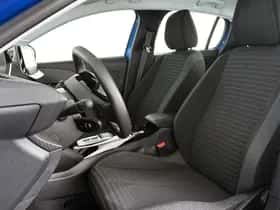 Peugeot e-208 (2023) thumbnail 6