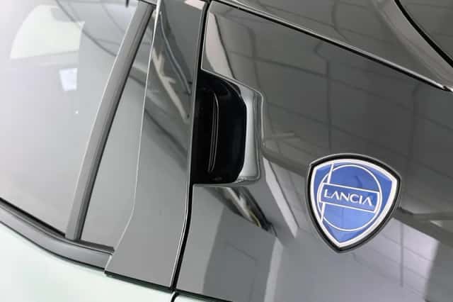 Lancia Ypsilon (2025) thumbnail 11