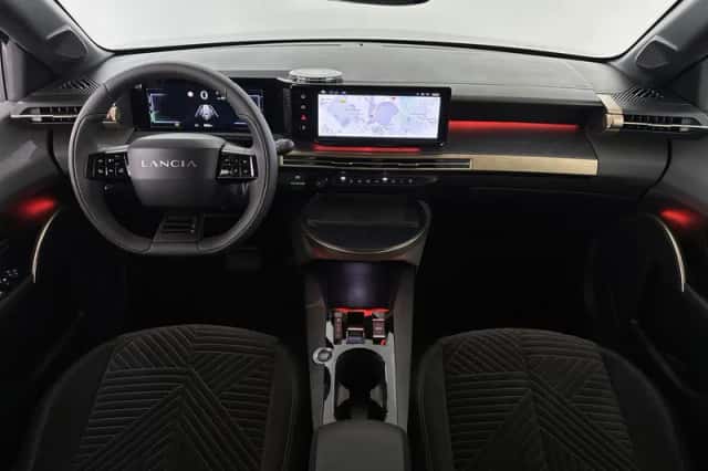Lancia Ypsilon (2025) thumbnail 13