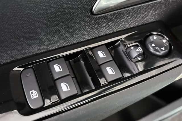 Lancia Ypsilon (2025) thumbnail 32