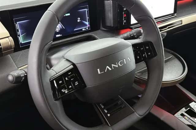 Lancia Ypsilon (2025) thumbnail 9