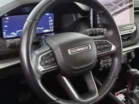 Jeep Compass (2023) thumbnail 13