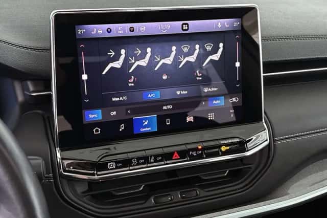 Jeep Compass (2023) thumbnail 25