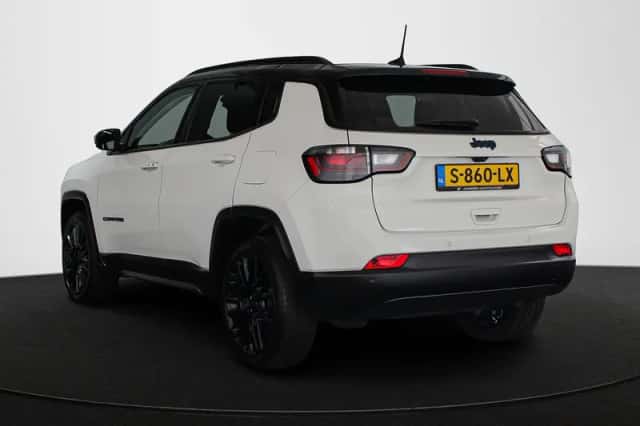 Jeep Compass (2023) thumbnail 4