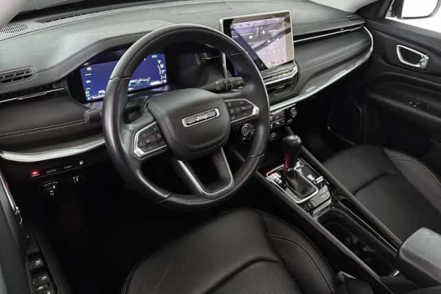 Jeep Compass (2023) thumbnail 5