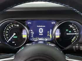 Jeep Wrangler (2021) thumbnail 11