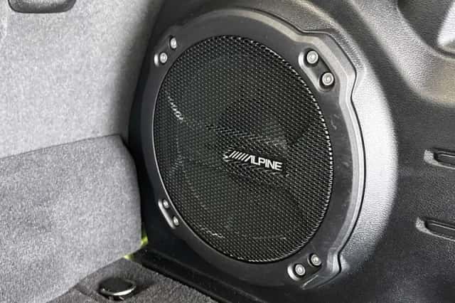 Jeep Wrangler (2021) thumbnail 21