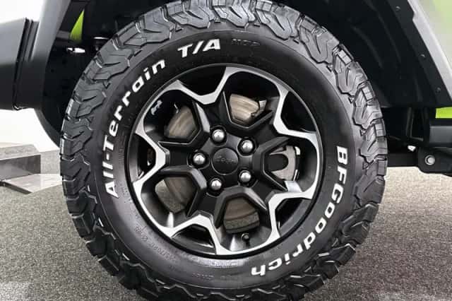 Jeep Wrangler (2021) thumbnail 23