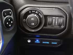 Jeep Wrangler (2021) thumbnail 27
