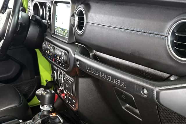 Jeep Wrangler (2021) thumbnail 40