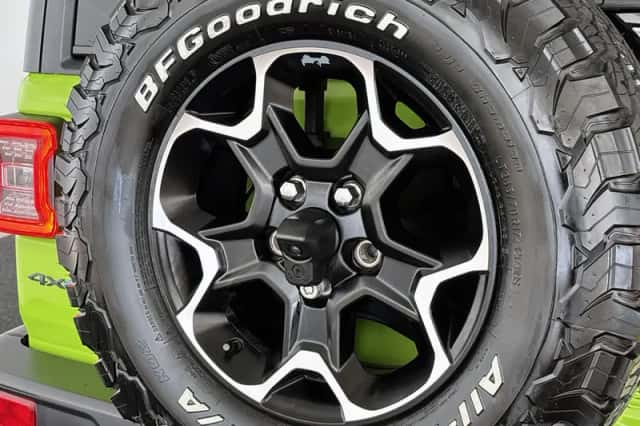 Jeep Wrangler (2021) thumbnail 43