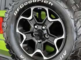 Jeep Wrangler (2021) thumbnail 43