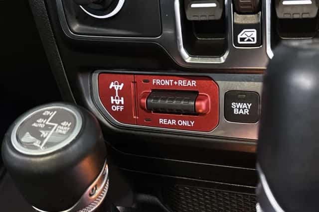 Jeep Wrangler (2021) thumbnail 45