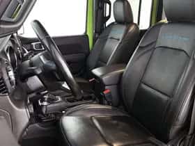 Jeep Wrangler (2021) thumbnail 6