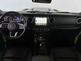 Jeep Wrangler (2021) thumbnail 7