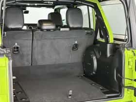 Jeep Wrangler (2021) thumbnail 9