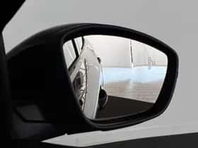 Peugeot 2008 (2025) thumbnail 23
