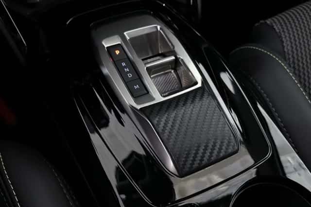Peugeot 2008 (2025) thumbnail 25