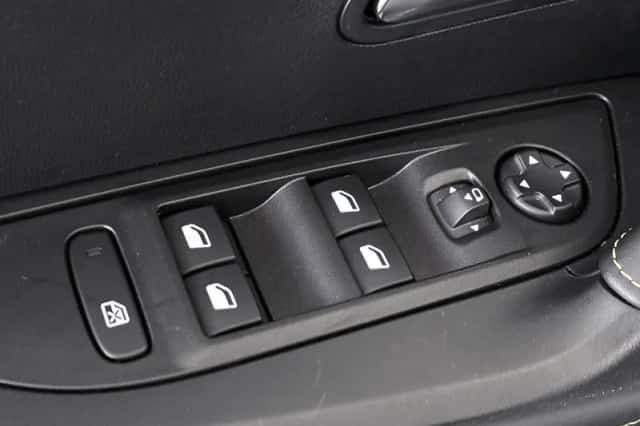 Peugeot 2008 (2025) thumbnail 28