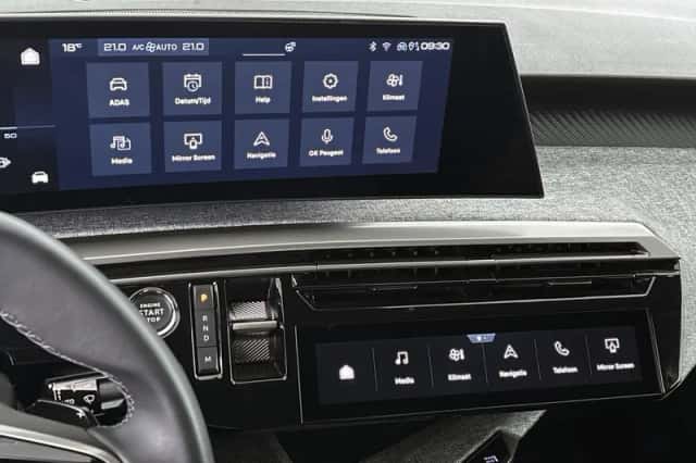 Peugeot 3008 (2024) thumbnail 12