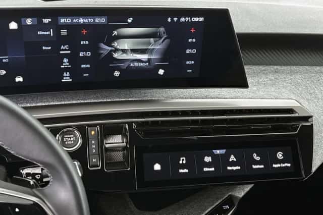 Peugeot 3008 (2024) thumbnail 23