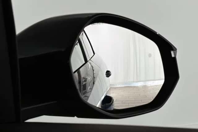 Peugeot 3008 (2024) thumbnail 24