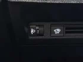 Peugeot 3008 (2024) thumbnail 25