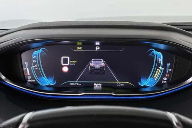 Peugeot 3008 (2022) thumbnail 11
