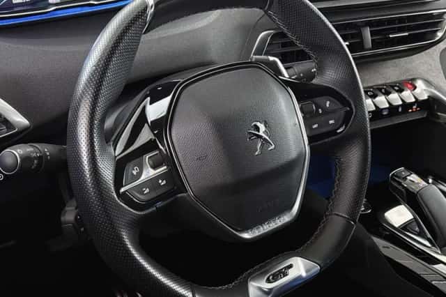 Peugeot 3008 (2022) thumbnail 12